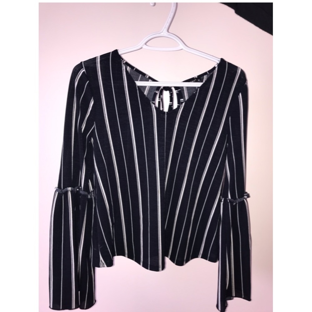 A long sleeve shirt.
